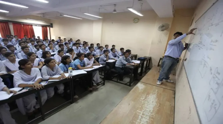 Delhi free coaching scheme